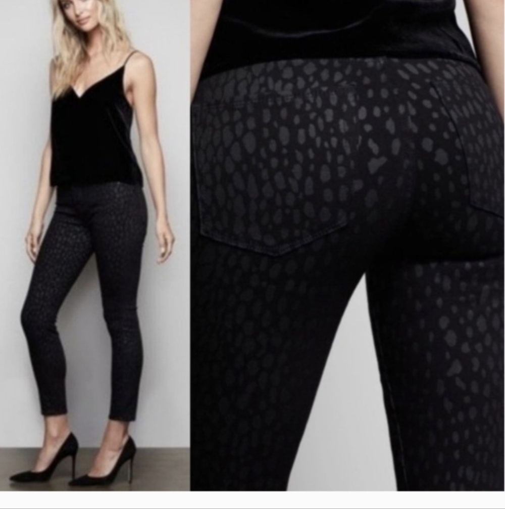 Good American Black Textured Ankle Jeans